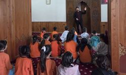 Mutki’de ÇEDES kapsamında öğrenciler camiyle buluştu