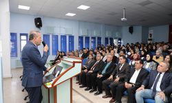 BEÜ Rektörü Elmastaş, Ahlat ve Adilcevaz’da oryantasyon etkinliklerine katıldı