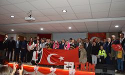 Tatvan’da Cumhuriyet’in 102. Yılı coşkuyla kutlandı