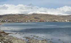 Nemrut beyaz gelinliğini giydi