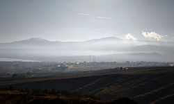 Ahlat’ta yakılan kuru yapraklar hava kirliliğine neden oluyor