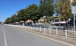 Güroymak’ta refüj düzenlemesi kente estetik bir görünüm kazandırdı