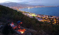 Tatvan’da şehir manzaralı kahve keyfi