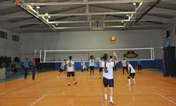 Hizan’da kurumlar arası voleybol turnuvası sona erdi