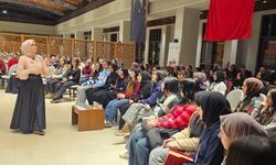 Ahlat’ta öğrencilere "Adab-ı Muaşeret" eğitimi verildi