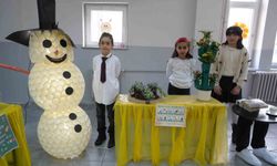 Atıkları sanata dönüştürüp farkındalık oluşturdular