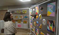 Erzurum’da özel gereksinimli kızların yaptığı eserler Muz Müzesi’nde sergilendi