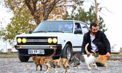 Galoşsuz yolcu almayan ‘Horoz’ lakaplı araç kurallarıyla dikkat çekiyor