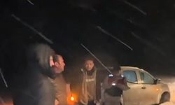 Karda mahsur kalan 4 kişi 3 saatlik zorlu operasyonla kurtarıldı