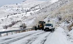 Muş’ta yol açma çalışmaları sonuç verdi