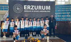 Oltu Cumhuriyet Ortaokulu, Yıldızlar Voleybol İl Birinciliğinde şampiyon oldu