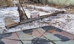 Sarıkamış'ta askeriyeden hurda malzeme çalan 2 kişi yakalandı