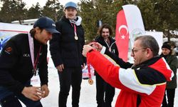Sarıkamış'ta FIS Cup yarışlarında ödüller sahiplerini buldu
