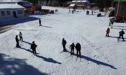Sarıkamış'ta kristal karla sezon hareketliliği