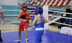 Türkiye-İran-Nahçıvan Boks Dostluk Turnuvasında nefes kesen anlar yaşandı