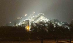 Van'da kent merkezi beyaza büründü