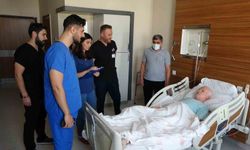 Van’da kritik damar yırtığı ameliyatı: 15 kişilik ekip hastayı hayata döndürdü