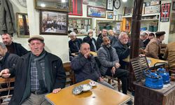 Van'da soba başında 83 yıllık çay geleneği sürdürülüyor