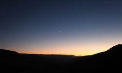 Ahlat'ta mavi ve kızıl tonlar aynı karede buluştu