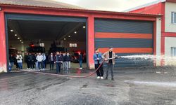 Bitlis İtfaiyesi’nden üniversitesi öğrencilerine uygulamalı yangın eğitimi