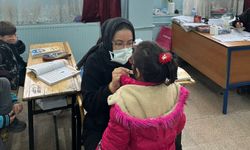 Bitlis’te 1. sınıf öğrencilerine ağız ve diş taramaları yapıldı
