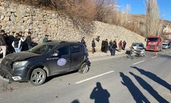 Hizan’da zincirleme trafik kazası: 4 yaralı