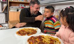 Güroymak’taki Köy Okullarında Öğrencilere Pizza Sürprizi