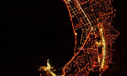 Tatvan’ın havadan çekilen gece görüntüsüyle dikkat çekti