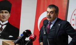 Bakan Tekin Malatya'da görme engelli öğrencilerle buluştu