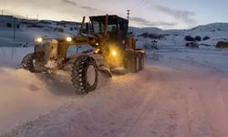 Bingöl'de 72 köy yolunda çalışmalar devam ediyor