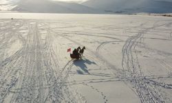 Çıldır Gölü atlı kızaklarla şenlendi