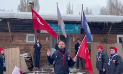 İzciler bayrak yürüyüşü gerçekleştirdi