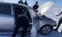 Muş’ta hareket halindeki araçta yangın