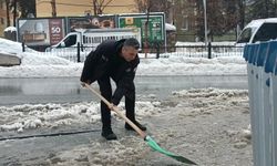 Muş'ta polisten takdir toplayan davranış