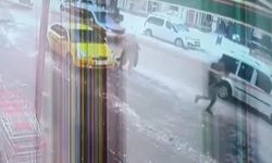 Trafiğe takıldı, havale geçiren çocuğu kucağında hastaneye yetiştirdi