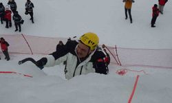 Vali Çiftçi’den adrenalin dolu tırmanış