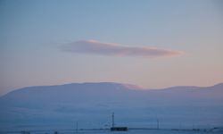 Nemrut Kalderası üzerinde oluşan mercek bulutu ilgi gördü