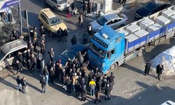 Tatvan’da Tır ile Otomobil Çarpıştı: Kısa Süreli Gerginlik Yaşandı