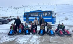 Güroymak Belediyesi’nden öğrencilere kayak etkinliği