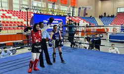 Tatvanlı Özlem Melek Korkmaz, Muaythai’de Türkiye Şampiyonu Oldu