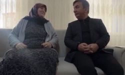 11 kardeşine hayatını adadı: Hem abla hem anne oldu
