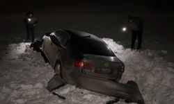 30 metre savruldu, kar yığını durdurdu: 3 yaralı