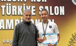 Elazığ’ın gururu: Gülle atmada Türkiye şampiyonluğu