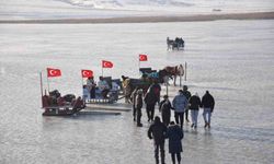 Kars Valiliği'nden kışa renk katacak buz şenliği