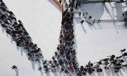 Kayak tutkunları Kars’tan Sarıkamış’a akın etti.