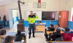 Malazgirt'te 52 öğrenciye trafik eğitimi verildi