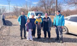 UMKE’nin kurtardığı aileyle 3 yıl sonra duygusal buluşma