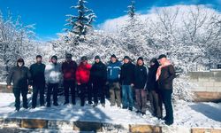 Ahlatlı doğaseverler kış yürüyüşlerine ara vermiyor