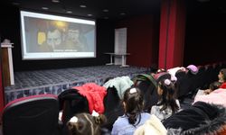 Güroymak’ta dezavantajlı öğrenciler için sinema etkinliği