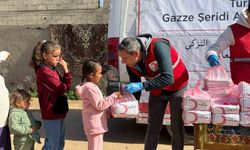 Ağrı'da öğrencilerden örnek davranış: Gazze için 650 bin lira bağış toplandı